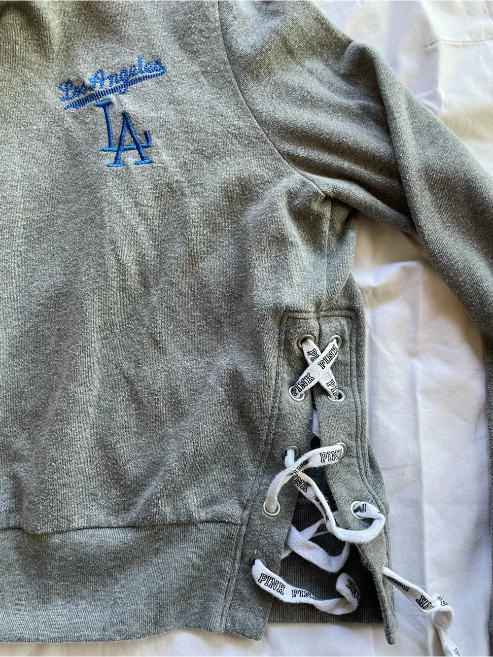 Women's Los Angeles Dodgers PINK by Victoria's Secret
Size Small - Picture 6 of 7